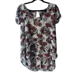Hot‎ Topic Womens Skull and Rose Print High-Low Keyhole Back Blouse White Red S